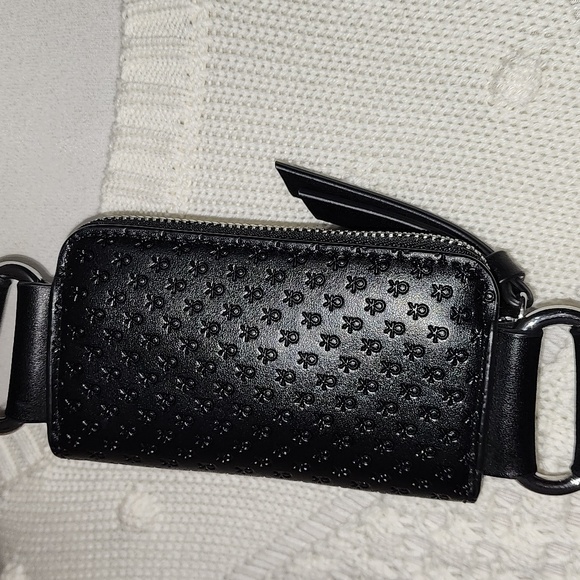 Calvin Klein Elegant Black Shoulder Bag Brand New No Tag - Picture 3 of 15